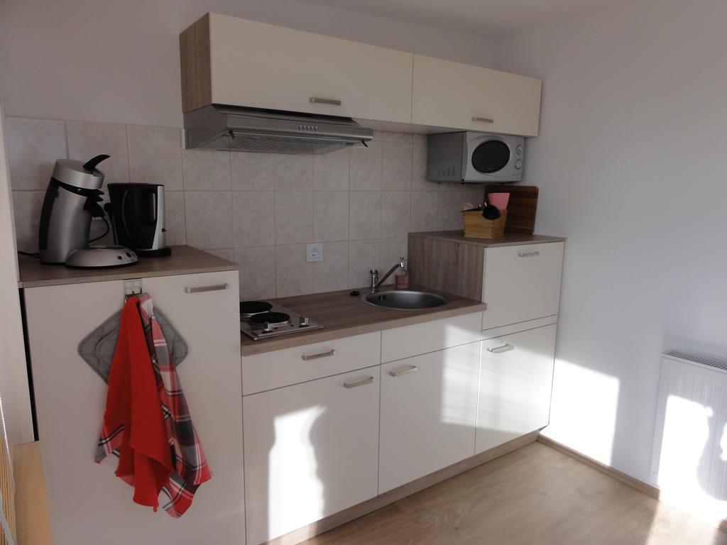 Pension Adlerhorst Steindorf am Ossiacher See Ruang foto