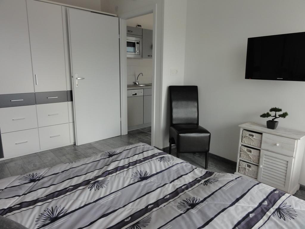 Pension Adlerhorst Steindorf am Ossiacher See Bagian luar foto