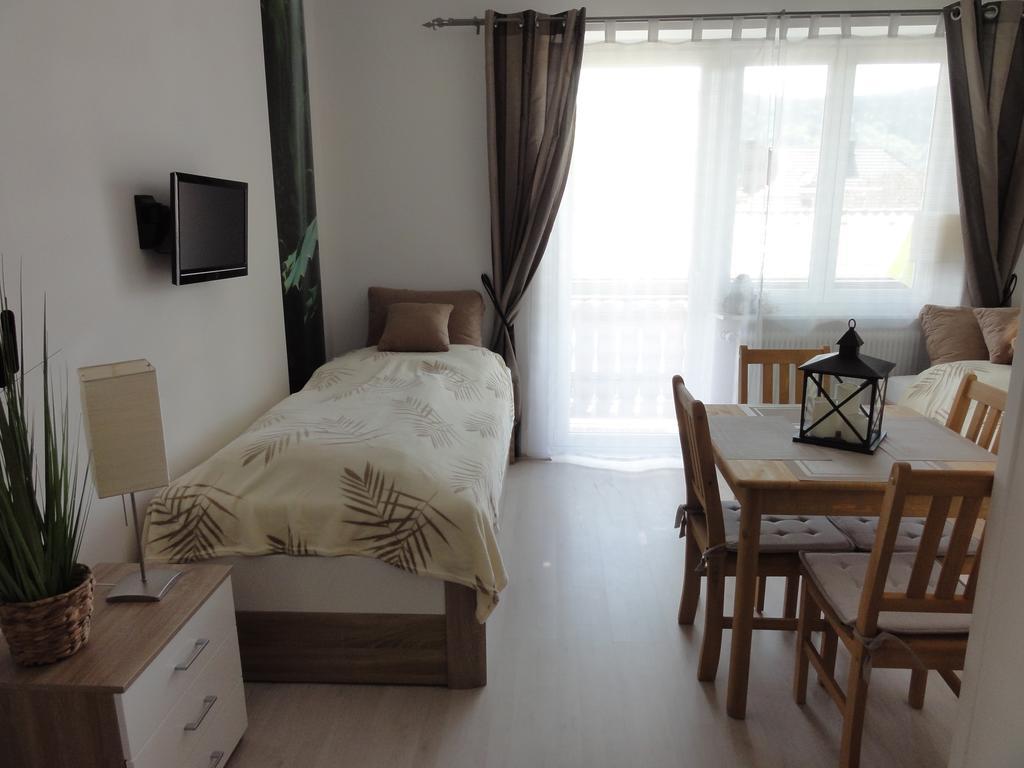 Pension Adlerhorst Steindorf am Ossiacher See Bagian luar foto